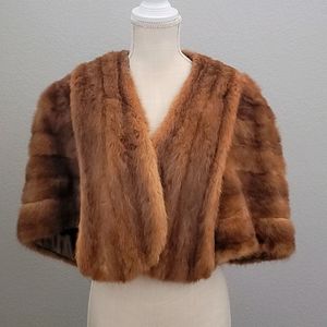 Duplers Beige O/S Mink Fur Shoulder Stole